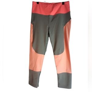 Victoria Secret Vsx Sport Colorblock Leggings in Coral and Gray Size Small Yoga